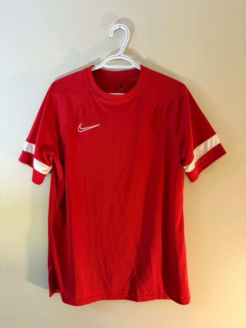 Nike Men’s Dri-Fit Training T-Shirt size L